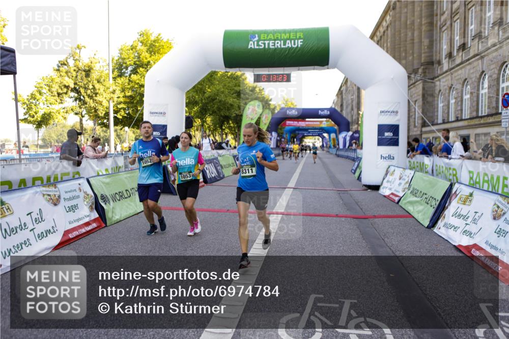 01.09.2024 - BARMER Alsterlauf Kathrin Stürmer Photography http://msf.ph/oto/6974784 01.09.2024 11:43:23 Ziel 1031, 1052, 1053, 1103, 1113, 1114, 8300, 8311 meine-sportfotos.de