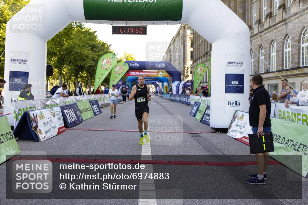01.09.2024 - BARMER Alsterlauf Kathrin Stürmer Photography http://msf.ph/oto/6974883 01.09.2024 11:44:49 Ziel 1121, 1145, 1170, 1227 meine-sportfotos.de