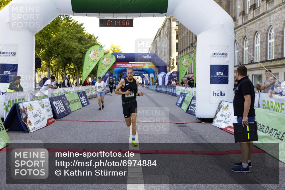 01.09.2024 - BARMER Alsterlauf Kathrin Stürmer Photography http://msf.ph/oto/6974884 01.09.2024 11:44:49 Ziel 1121, 1145, 1170, 1227 meine-sportfotos.de