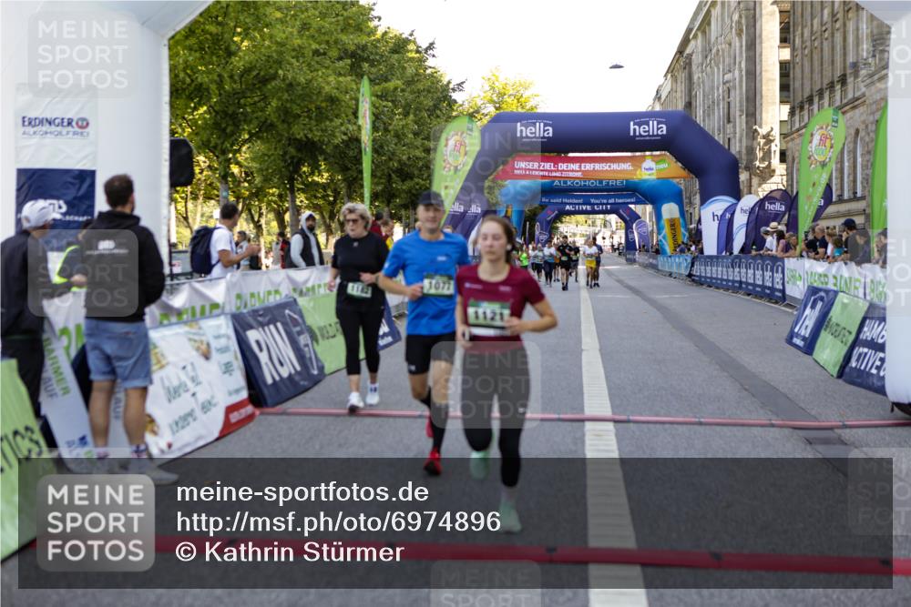 01.09.2024 - BARMER Alsterlauf Kathrin Stürmer Photography http://msf.ph/oto/6974896 01.09.2024 11:44:59 Ziel 1077, 1090, 1121, 1145, 1179, 1181, 1182, 1235 meine-sportfotos.de