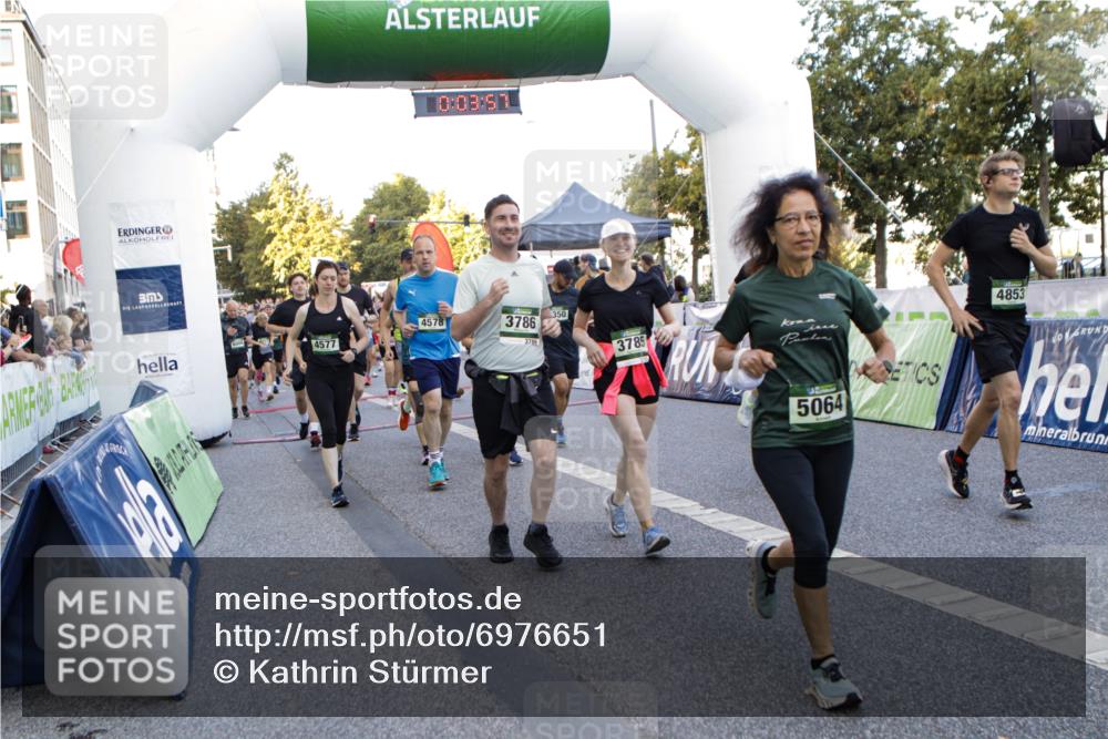 01.09.2024 - BARMER Alsterlauf Kathrin Stürmer Photography http://msf.ph/oto/6976651 01.09.2024 09:13:04 Ziel  meine-sportfotos.de