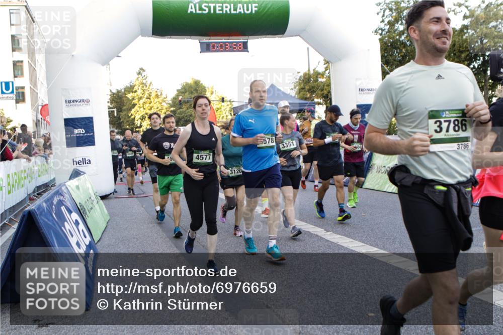 01.09.2024 - BARMER Alsterlauf Kathrin Stürmer Photography http://msf.ph/oto/6976659 01.09.2024 09:13:05 Ziel  meine-sportfotos.de