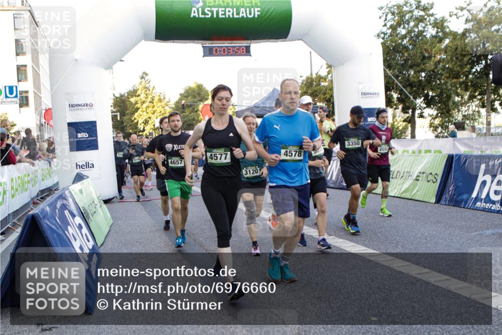 01.09.2024 - BARMER Alsterlauf Kathrin Stürmer Photography http://msf.ph/oto/6976660 01.09.2024 09:13:06 Ziel  meine-sportfotos.de