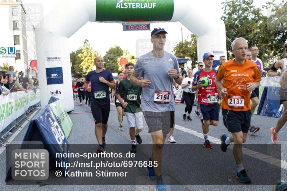 01.09.2024 - BARMER Alsterlauf Kathrin Stürmer Photography http://msf.ph/oto/6976685 01.09.2024 09:13:14 Ziel  meine-sportfotos.de