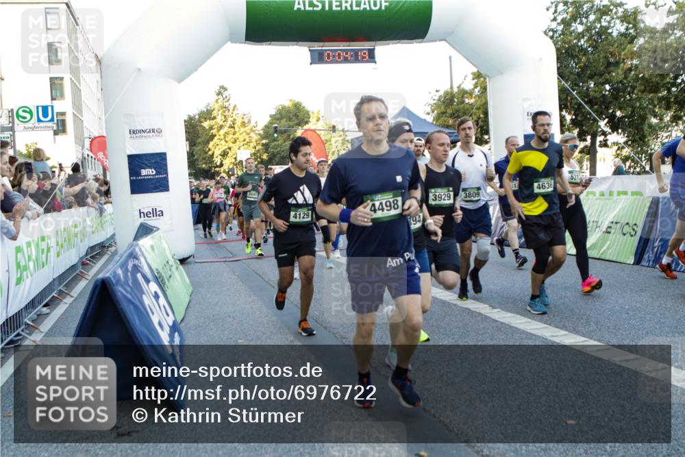 01.09.2024 - BARMER Alsterlauf Kathrin Stürmer Photography http://msf.ph/oto/6976722 01.09.2024 09:13:26 Ziel  meine-sportfotos.de