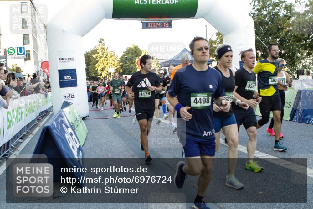 01.09.2024 - BARMER Alsterlauf Kathrin Stürmer Photography http://msf.ph/oto/6976724 01.09.2024 09:13:26 Ziel  meine-sportfotos.de