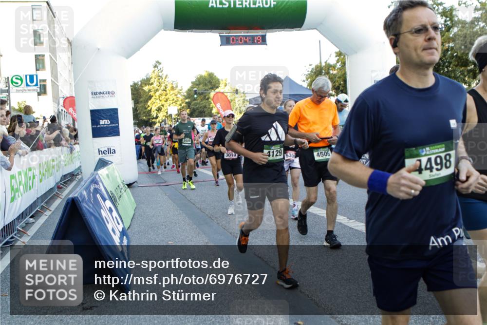01.09.2024 - BARMER Alsterlauf Kathrin Stürmer Photography http://msf.ph/oto/6976727 01.09.2024 09:13:27 Ziel  meine-sportfotos.de