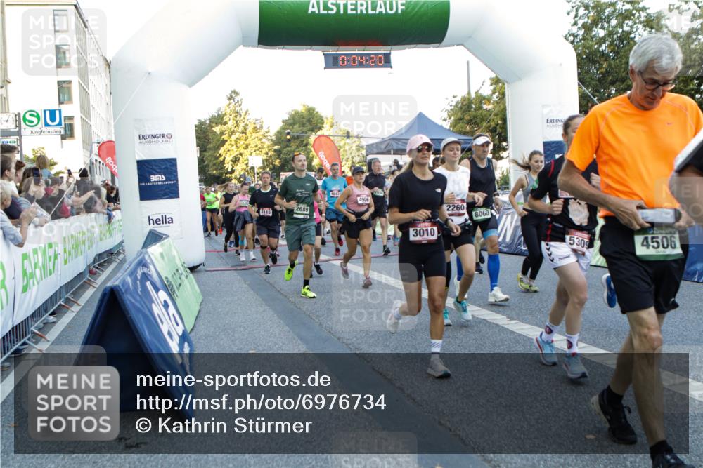 01.09.2024 - BARMER Alsterlauf Kathrin Stürmer Photography http://msf.ph/oto/6976734 01.09.2024 09:13:28 Ziel  meine-sportfotos.de