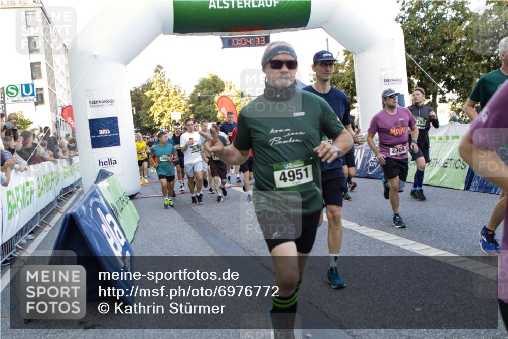01.09.2024 - BARMER Alsterlauf Kathrin Stürmer Photography http://msf.ph/oto/6976772 01.09.2024 09:13:40 Ziel  meine-sportfotos.de