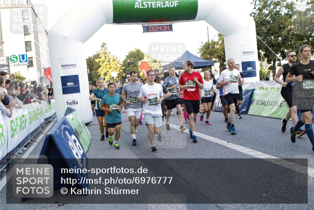 01.09.2024 - BARMER Alsterlauf Kathrin Stürmer Photography http://msf.ph/oto/6976777 01.09.2024 09:13:41 Ziel  meine-sportfotos.de