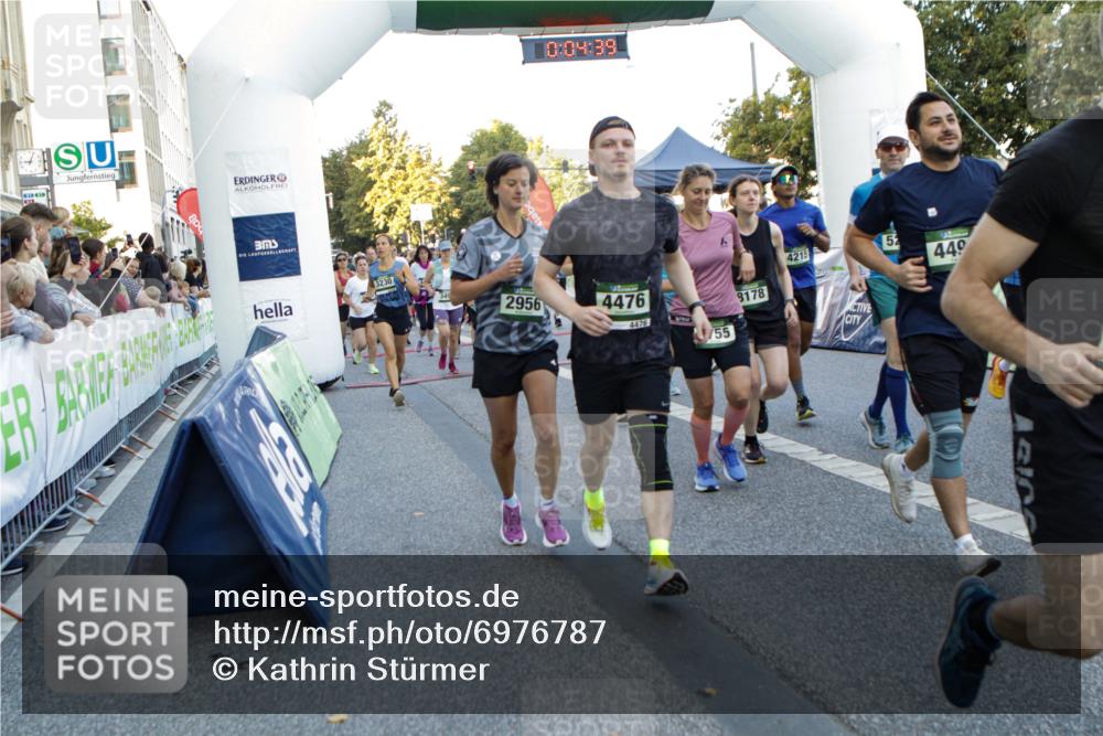 01.09.2024 - BARMER Alsterlauf Kathrin Stürmer Photography http://msf.ph/oto/6976787 01.09.2024 09:13:46 Ziel  meine-sportfotos.de