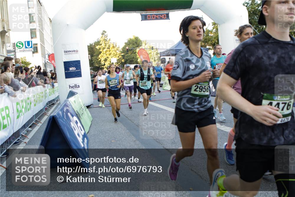 01.09.2024 - BARMER Alsterlauf Kathrin Stürmer Photography http://msf.ph/oto/6976793 01.09.2024 09:13:47 Ziel  meine-sportfotos.de