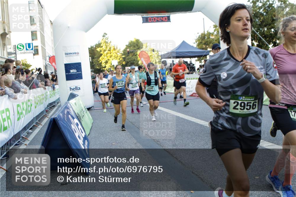 01.09.2024 - BARMER Alsterlauf Kathrin Stürmer Photography http://msf.ph/oto/6976795 01.09.2024 09:13:47 Ziel  meine-sportfotos.de
