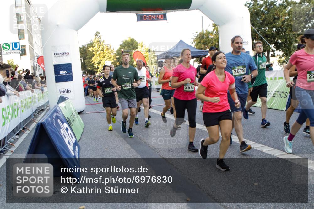01.09.2024 - BARMER Alsterlauf Kathrin Stürmer Photography http://msf.ph/oto/6976830 01.09.2024 09:13:55 Ziel  meine-sportfotos.de