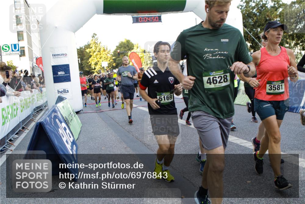 01.09.2024 - BARMER Alsterlauf Kathrin Stürmer Photography http://msf.ph/oto/6976843 01.09.2024 09:13:57 Ziel  meine-sportfotos.de
