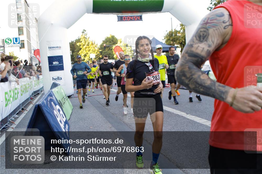 01.09.2024 - BARMER Alsterlauf Kathrin Stürmer Photography http://msf.ph/oto/6976863 01.09.2024 09:14:02 Ziel  meine-sportfotos.de