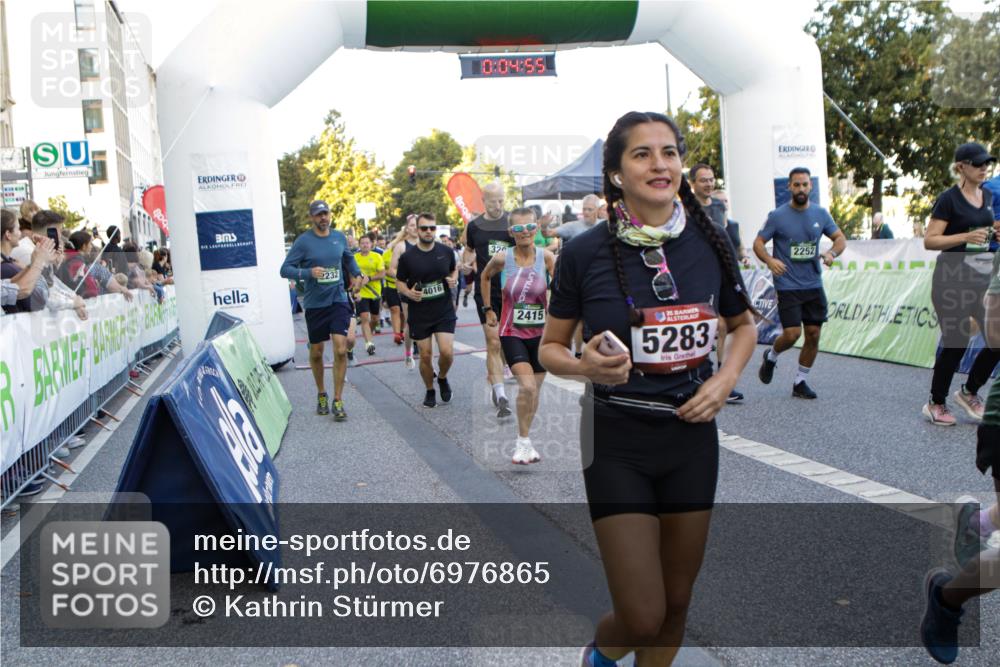01.09.2024 - BARMER Alsterlauf Kathrin Stürmer Photography http://msf.ph/oto/6976865 01.09.2024 09:14:02 Ziel  meine-sportfotos.de