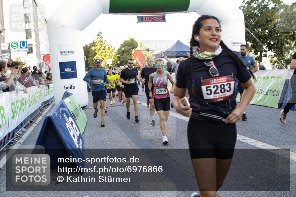 01.09.2024 - BARMER Alsterlauf Kathrin Stürmer Photography http://msf.ph/oto/6976866 01.09.2024 09:14:02 Ziel  meine-sportfotos.de