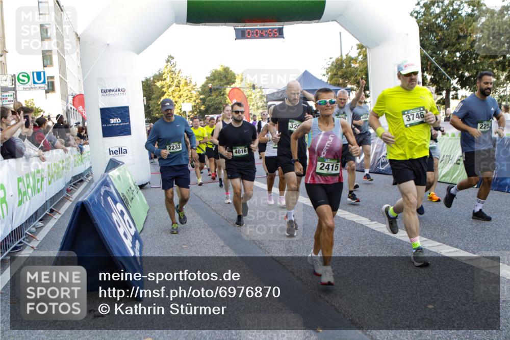 01.09.2024 - BARMER Alsterlauf Kathrin Stürmer Photography http://msf.ph/oto/6976870 01.09.2024 09:14:03 Ziel  meine-sportfotos.de
