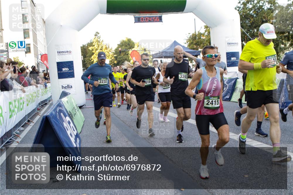 01.09.2024 - BARMER Alsterlauf Kathrin Stürmer Photography http://msf.ph/oto/6976872 01.09.2024 09:14:03 Ziel  meine-sportfotos.de