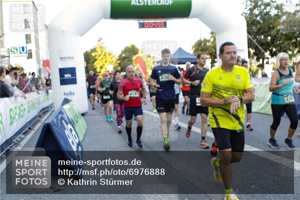 01.09.2024 - BARMER Alsterlauf Kathrin Stürmer Photography http://msf.ph/oto/6976888 01.09.2024 09:14:07 Ziel  meine-sportfotos.de