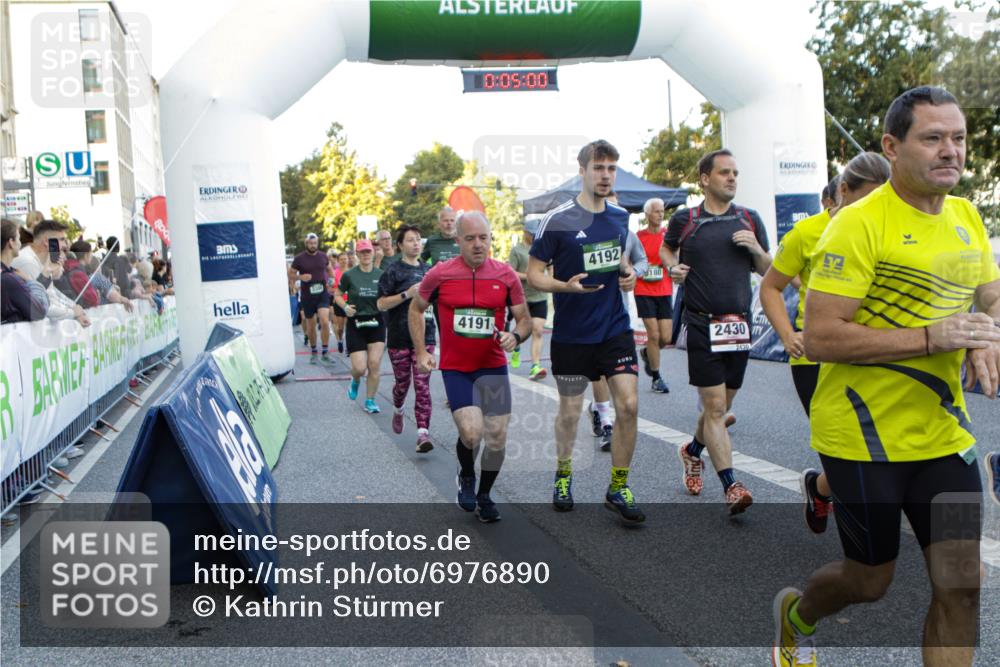 01.09.2024 - BARMER Alsterlauf Kathrin Stürmer Photography http://msf.ph/oto/6976890 01.09.2024 09:14:07 Ziel  meine-sportfotos.de