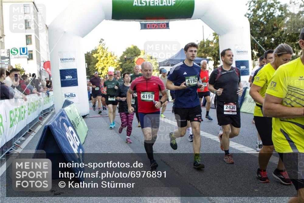 01.09.2024 - BARMER Alsterlauf Kathrin Stürmer Photography http://msf.ph/oto/6976891 01.09.2024 09:14:07 Ziel  meine-sportfotos.de