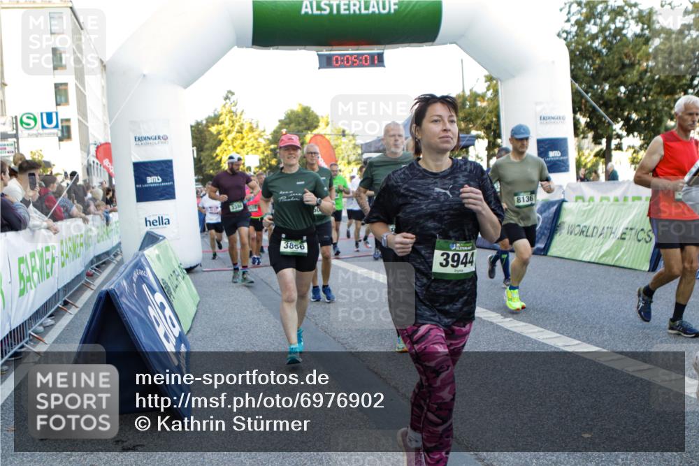 01.09.2024 - BARMER Alsterlauf Kathrin Stürmer Photography http://msf.ph/oto/6976902 01.09.2024 09:14:09 Ziel  meine-sportfotos.de