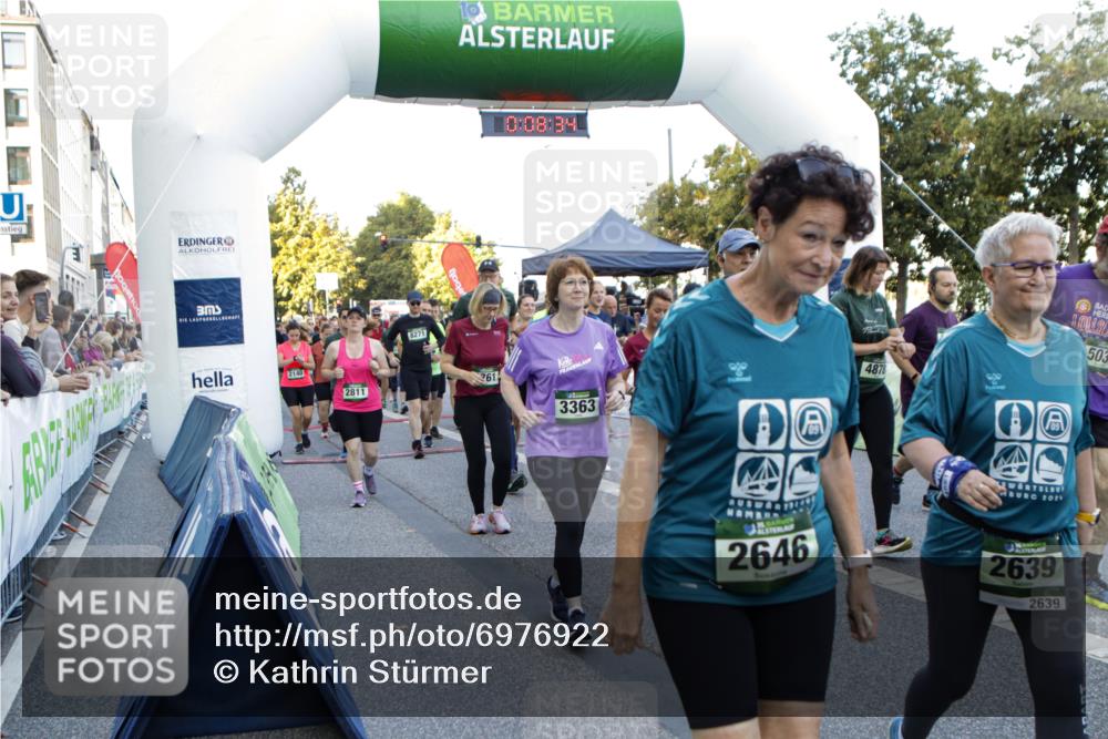 01.09.2024 - BARMER Alsterlauf Kathrin Stürmer Photography http://msf.ph/oto/6976922 01.09.2024 09:08:32 Ziel  meine-sportfotos.de