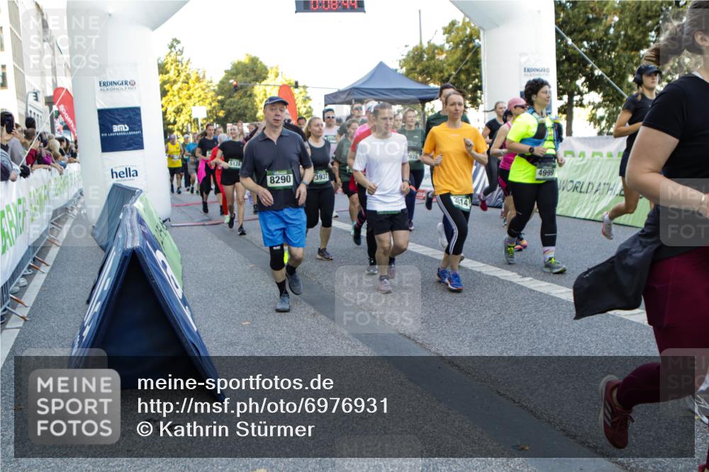 01.09.2024 - BARMER Alsterlauf Kathrin Stürmer Photography http://msf.ph/oto/6976931 01.09.2024 09:08:43 Ziel  meine-sportfotos.de