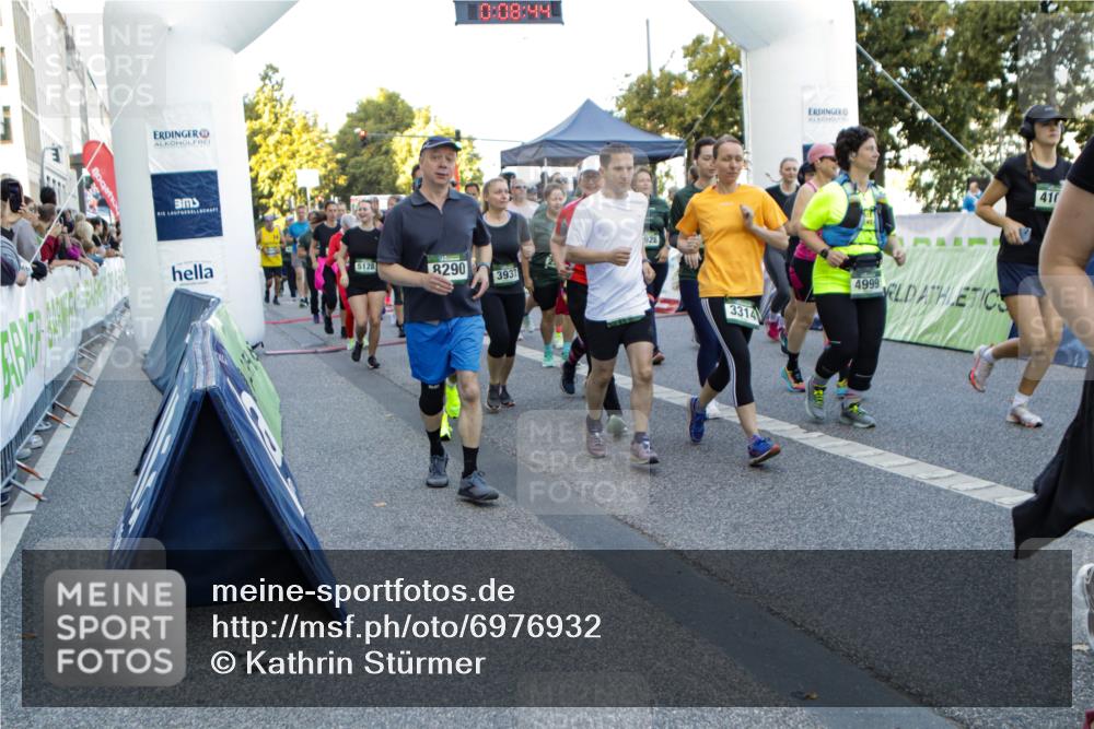 01.09.2024 - BARMER Alsterlauf Kathrin Stürmer Photography http://msf.ph/oto/6976932 01.09.2024 09:08:43 Ziel  meine-sportfotos.de