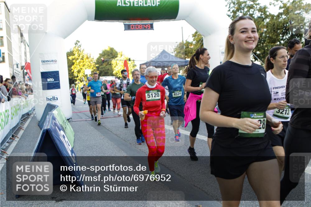 01.09.2024 - BARMER Alsterlauf Kathrin Stürmer Photography http://msf.ph/oto/6976952 01.09.2024 09:08:47 Ziel  meine-sportfotos.de