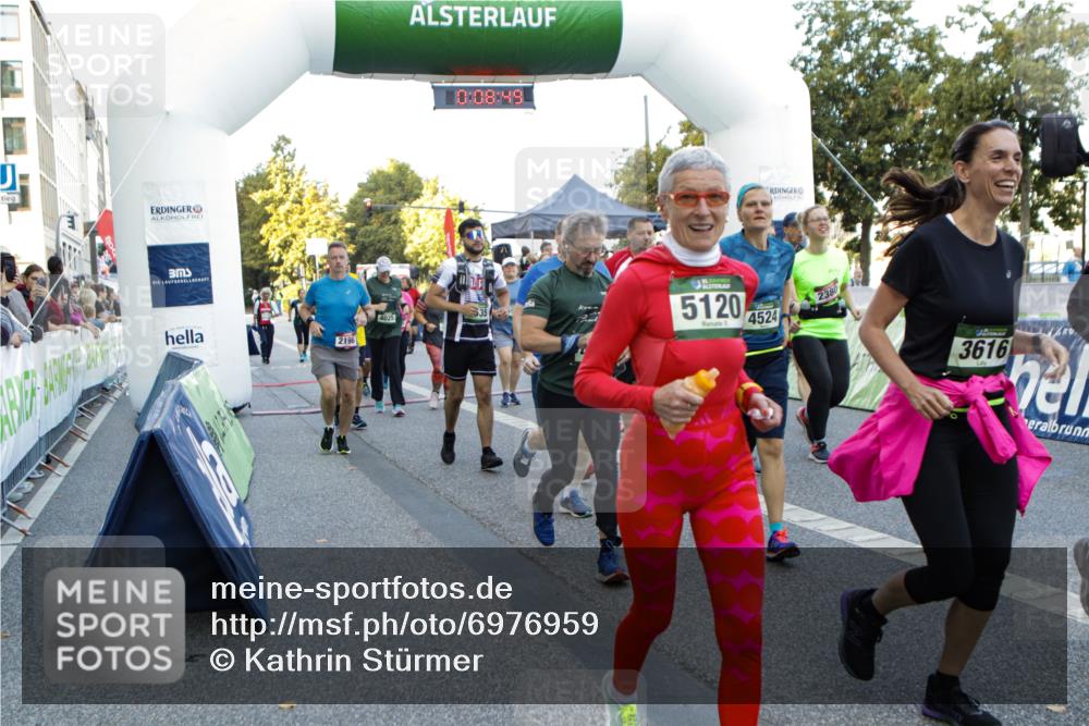 01.09.2024 - BARMER Alsterlauf Kathrin Stürmer Photography http://msf.ph/oto/6976959 01.09.2024 09:08:48 Ziel  meine-sportfotos.de