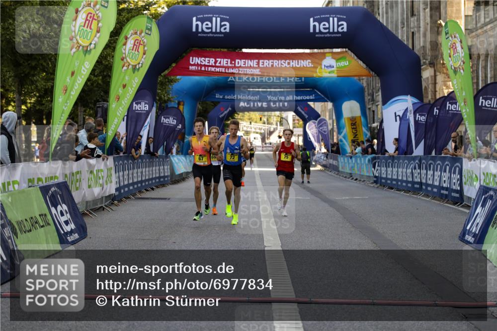 01.09.2024 - BARMER Alsterlauf Kathrin Stürmer Photography http://msf.ph/oto/6977834 01.09.2024 11:09:06 Ziel 56, 67, 69, 72, 75 meine-sportfotos.de
