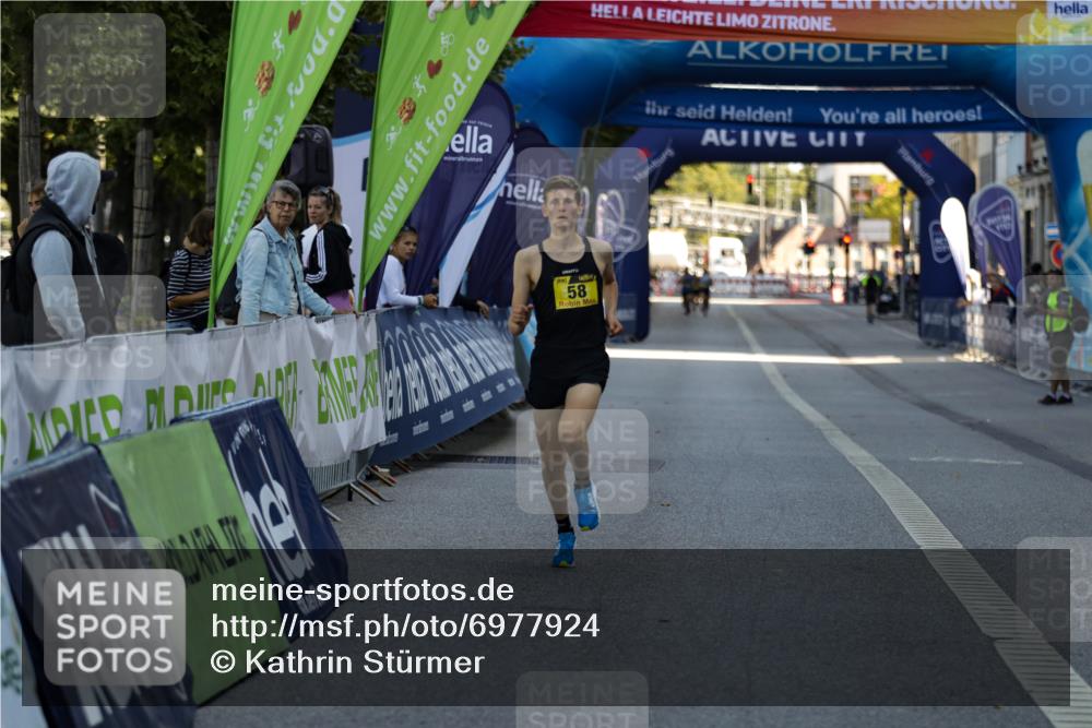01.09.2024 - BARMER Alsterlauf Kathrin Stürmer Photography http://msf.ph/oto/6977924 01.09.2024 11:10:16 Ziel 58 meine-sportfotos.de