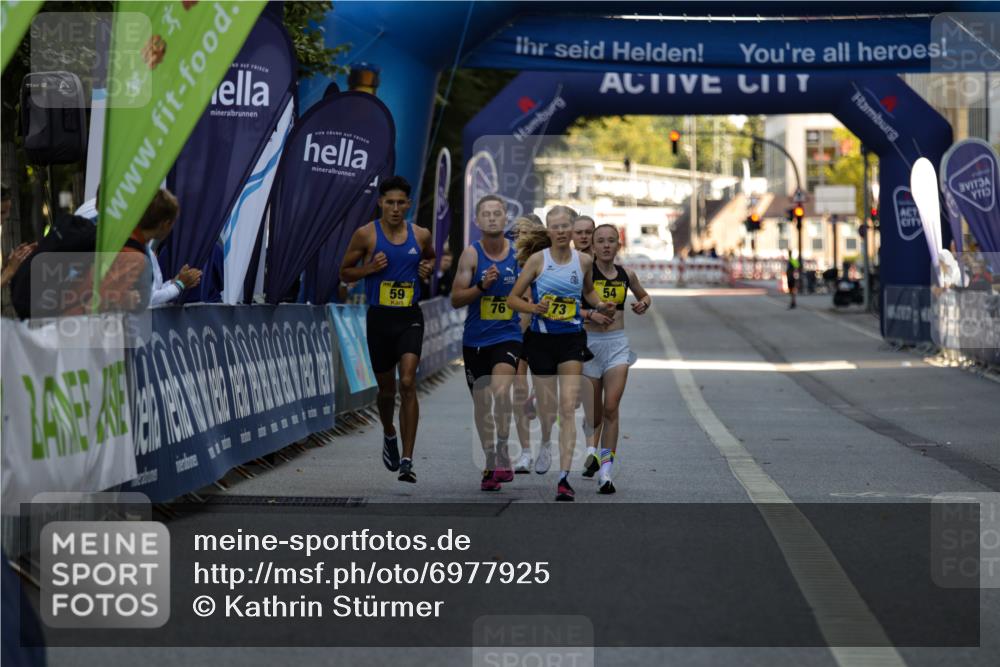 01.09.2024 - BARMER Alsterlauf Kathrin Stürmer Photography http://msf.ph/oto/6977925 01.09.2024 11:10:48 Ziel 54, 59, 61, 62, 73, 76 meine-sportfotos.de