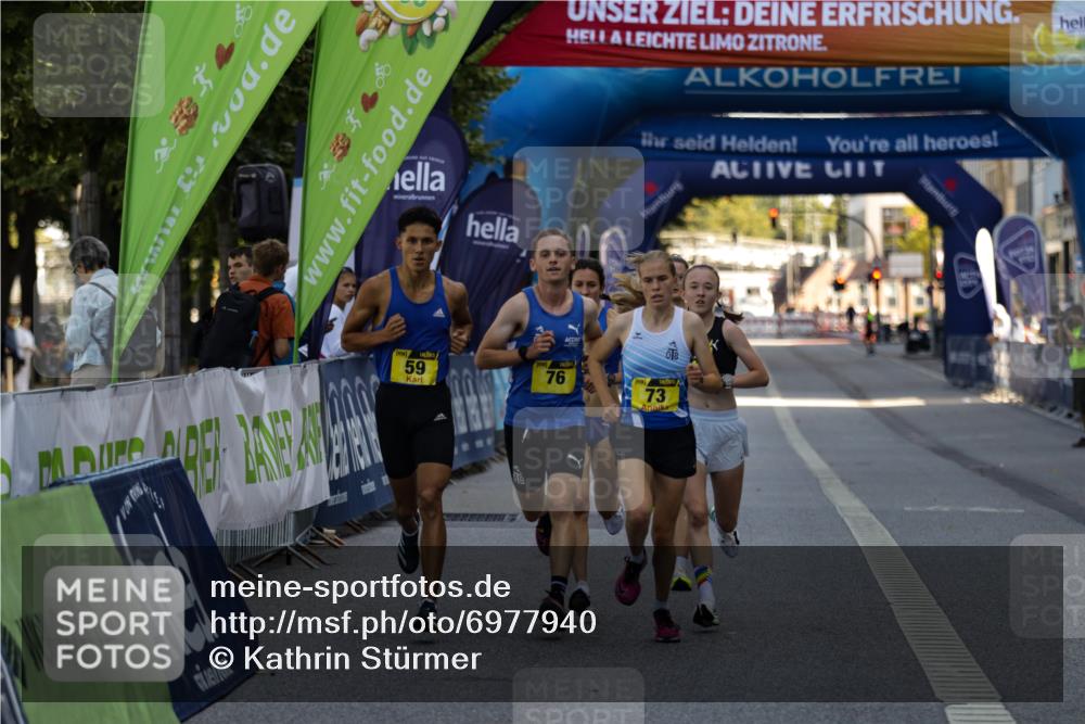 01.09.2024 - BARMER Alsterlauf Kathrin Stürmer Photography http://msf.ph/oto/6977940 01.09.2024 11:10:51 Ziel 54, 59, 61, 62, 73, 76 meine-sportfotos.de