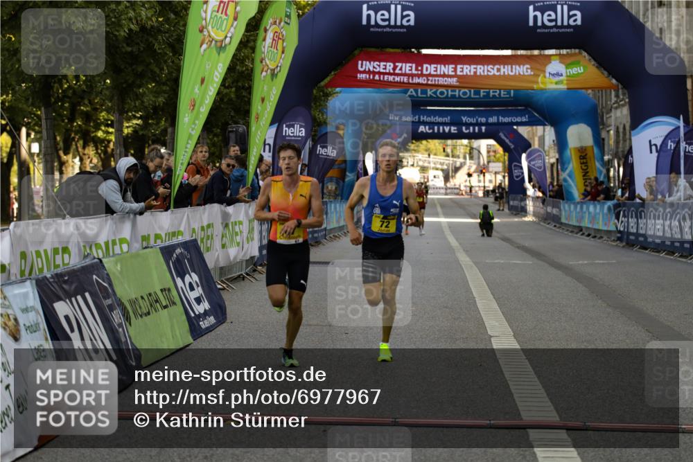 01.09.2024 - BARMER Alsterlauf Kathrin Stürmer Photography http://msf.ph/oto/6977967 01.09.2024 11:12:05 Ziel 67, 72 meine-sportfotos.de