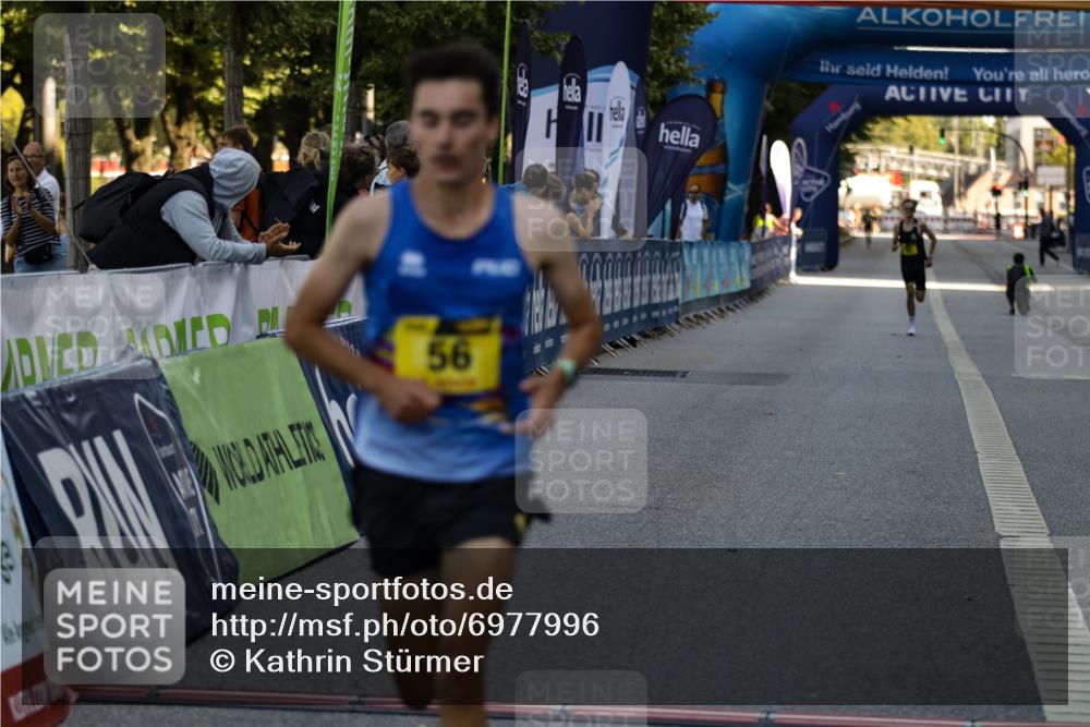01.09.2024 - BARMER Alsterlauf Kathrin Stürmer Photography http://msf.ph/oto/6977996 01.09.2024 11:12:29 Ziel 52, 56 meine-sportfotos.de