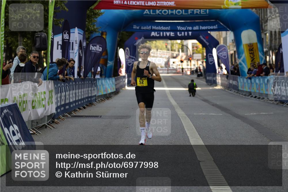 01.09.2024 - BARMER Alsterlauf Kathrin Stürmer Photography http://msf.ph/oto/6977998 01.09.2024 11:12:35 Ziel 52 meine-sportfotos.de