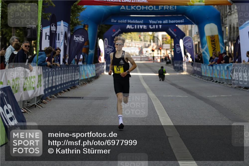 01.09.2024 - BARMER Alsterlauf Kathrin Stürmer Photography http://msf.ph/oto/6977999 01.09.2024 11:12:35 Ziel 52 meine-sportfotos.de