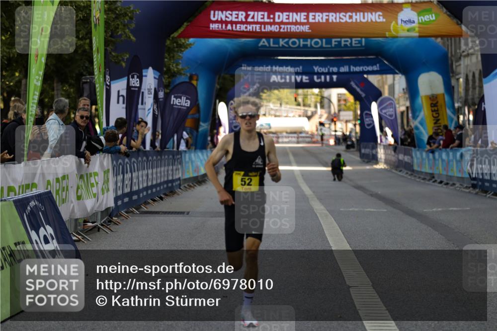 01.09.2024 - BARMER Alsterlauf Kathrin Stürmer Photography http://msf.ph/oto/6978010 01.09.2024 11:12:37 Ziel 52 meine-sportfotos.de
