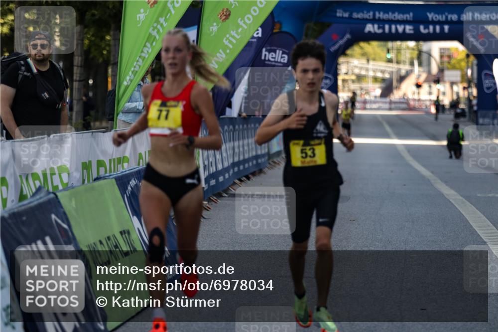 01.09.2024 - BARMER Alsterlauf Kathrin Stürmer Photography http://msf.ph/oto/6978034 01.09.2024 11:13:20 Ziel 53, 74, 77 meine-sportfotos.de