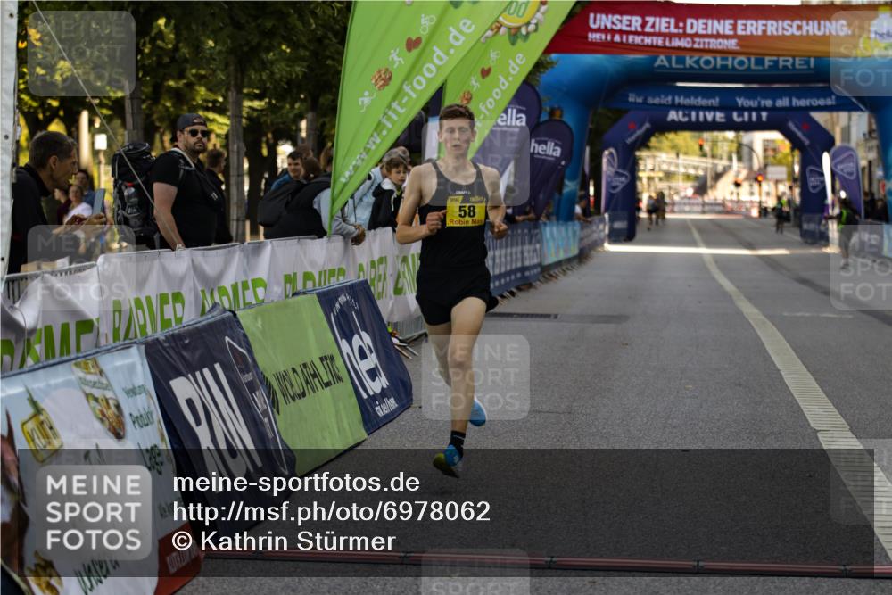 01.09.2024 - BARMER Alsterlauf Kathrin Stürmer Photography http://msf.ph/oto/6978062 01.09.2024 11:13:54 Ziel 58 meine-sportfotos.de