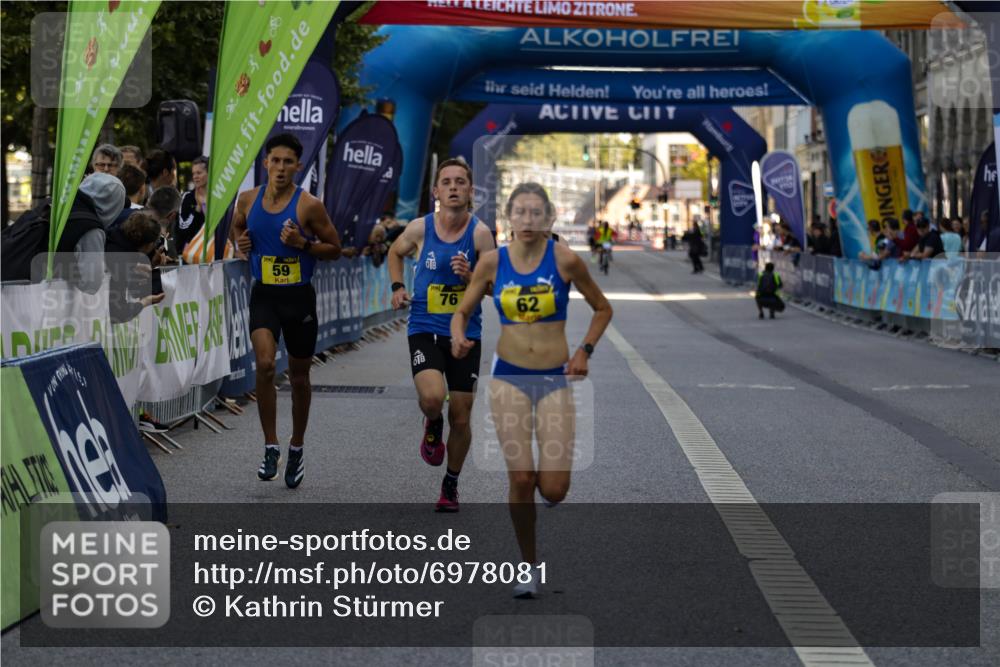 01.09.2024 - BARMER Alsterlauf Kathrin Stürmer Photography http://msf.ph/oto/6978081 01.09.2024 11:14:28 Ziel 54, 59, 61, 62, 73, 76 meine-sportfotos.de