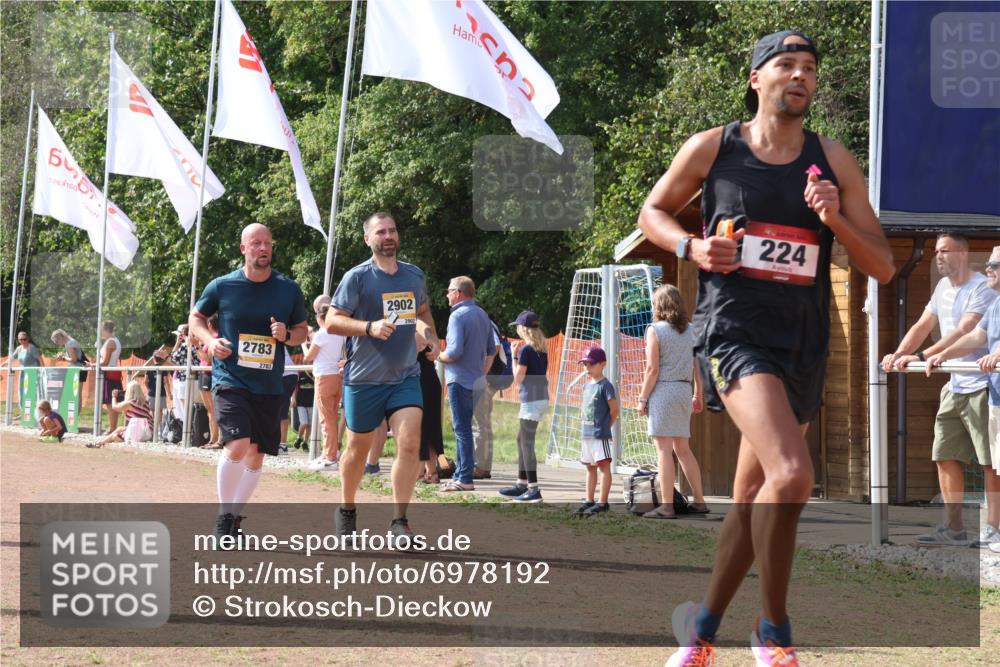 08.09.2024 - Airport Race Strokosch-Dieckow http://msf.ph/oto/6978192 08.09.2024 12:10:33 Ziel 224, 394, 2560, 2732, 2783, 2810, 2902 meine-sportfotos.de