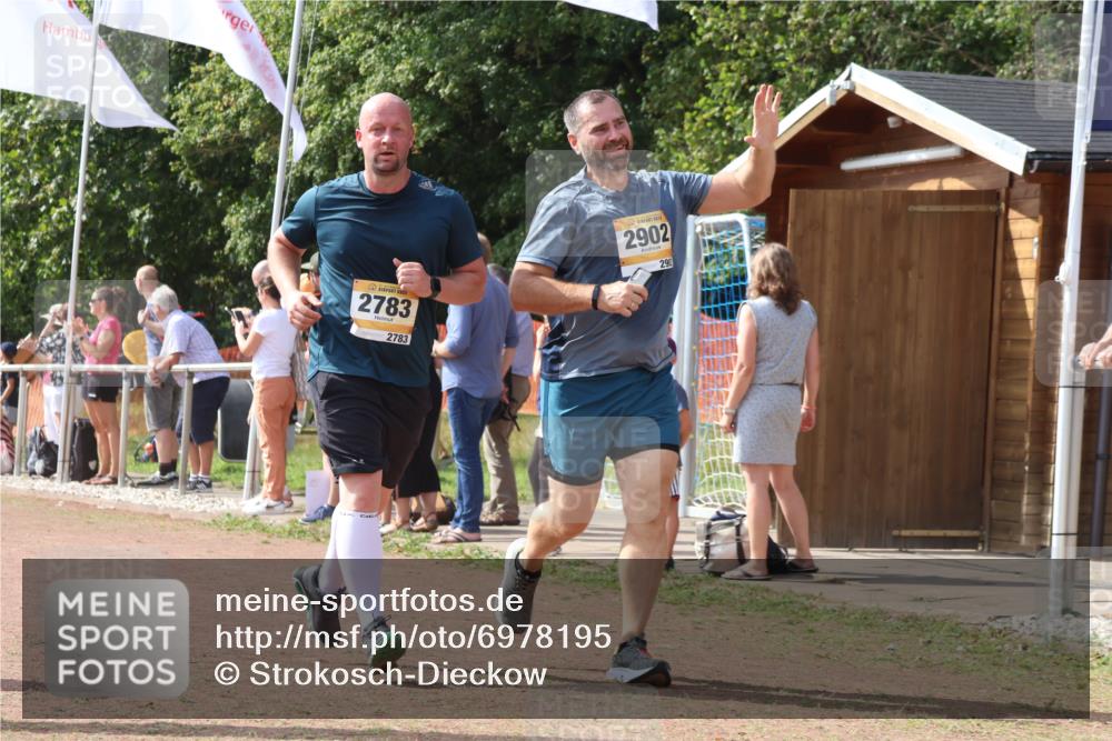 08.09.2024 - Airport Race Strokosch-Dieckow http://msf.ph/oto/6978195 08.09.2024 12:10:34 Ziel 224, 394, 2560, 2616, 2783, 2810, 2902 meine-sportfotos.de