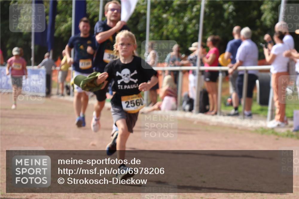 08.09.2024 - Airport Race Strokosch-Dieckow http://msf.ph/oto/6978206 08.09.2024 12:10:39 Ziel 394, 1360, 2560, 2616, 2747, 2748, 2749, 2783, 2852, 2902 meine-sportfotos.de