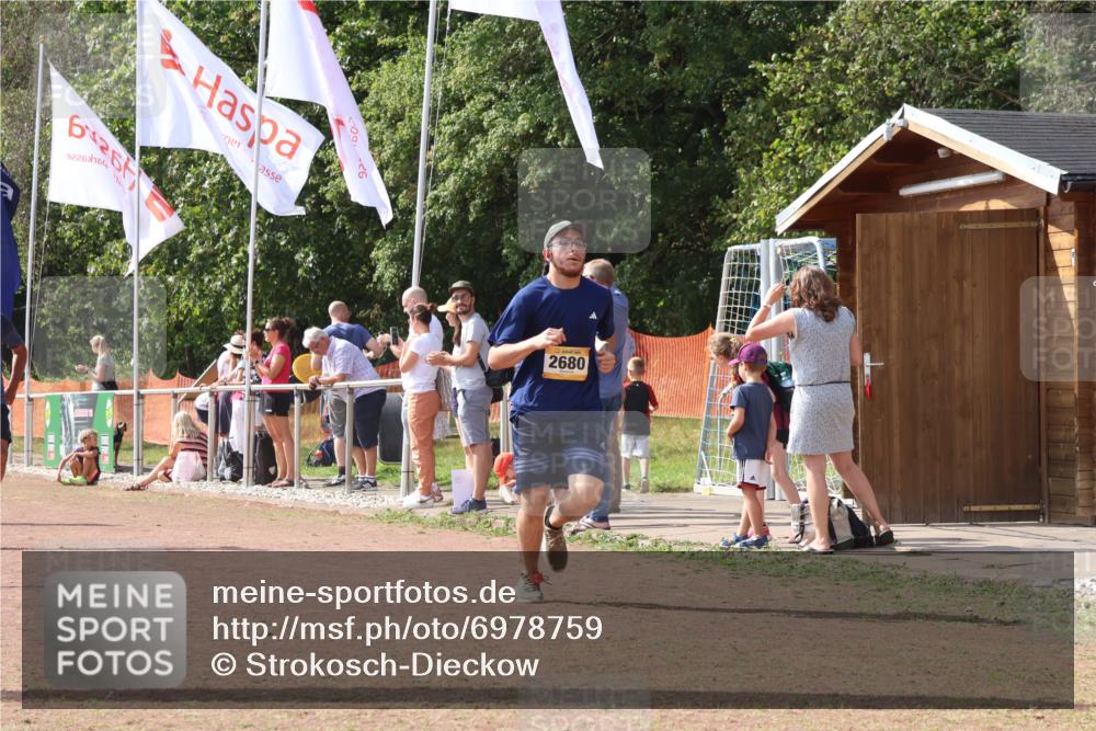 08.09.2024 - Airport Race Strokosch-Dieckow http://msf.ph/oto/6978759 08.09.2024 12:11:43 Ziel 2585, 2631, 2680, 2818 meine-sportfotos.de