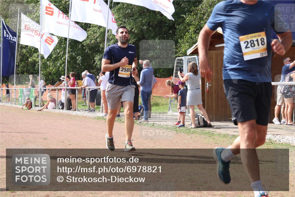 08.09.2024 - Airport Race Strokosch-Dieckow http://msf.ph/oto/6978821 08.09.2024 12:11:48 Ziel 2585, 2818 meine-sportfotos.de